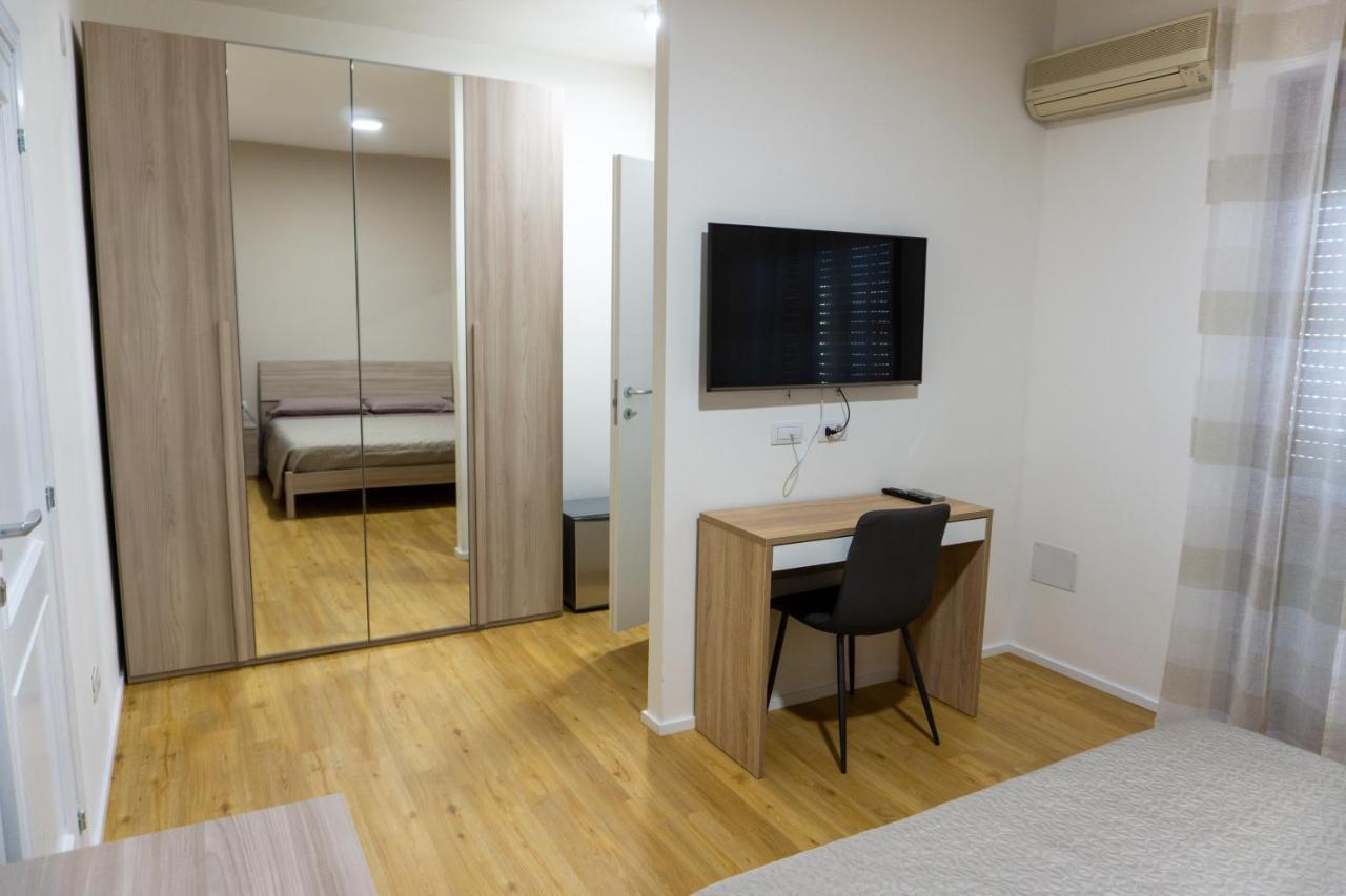 The Shell Guest House Alghero Bagian luar foto