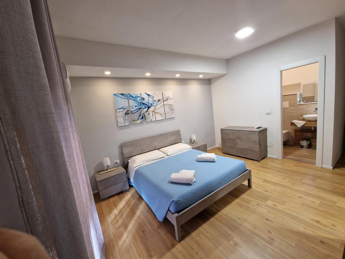 The Shell Guest House Alghero Bagian luar foto