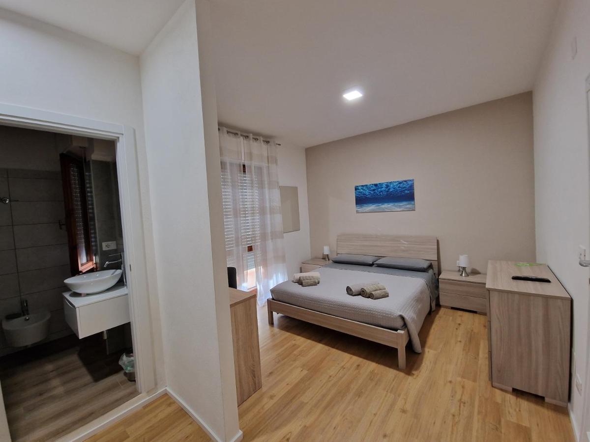 The Shell Guest House Alghero Bagian luar foto